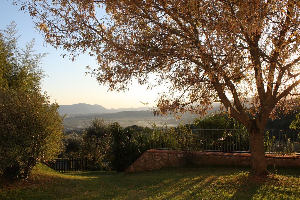 La Casa Dei Limoni Apartment Matraia Luaran gambar